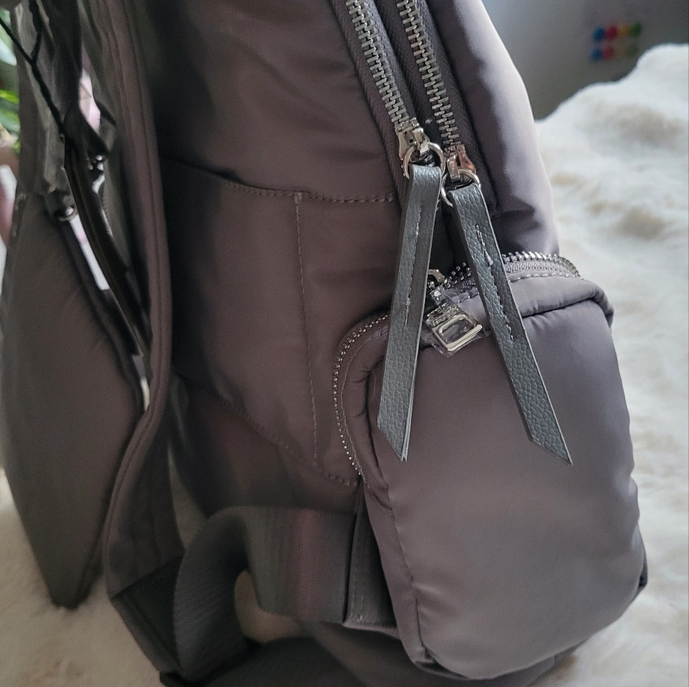 Steve Madden Gray Casual Backpack with Durable Design - Picture 4 of 8